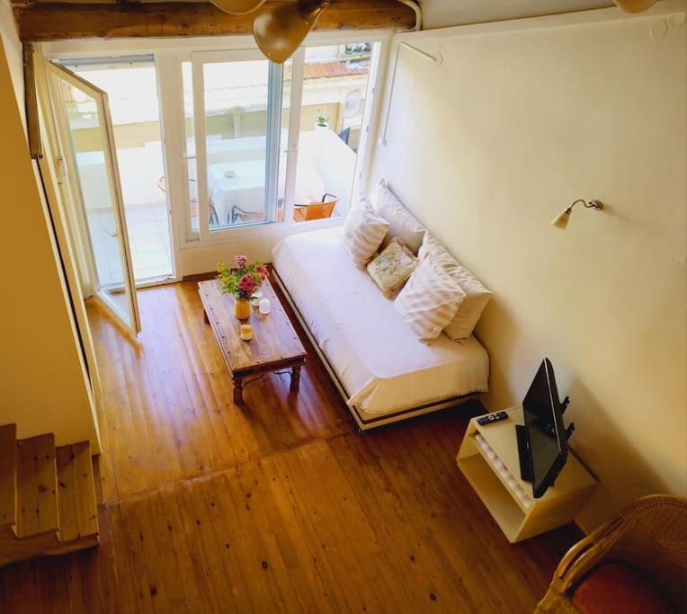 Mary'S Bright Apartment - Corfu Old Town Екстер'єр фото