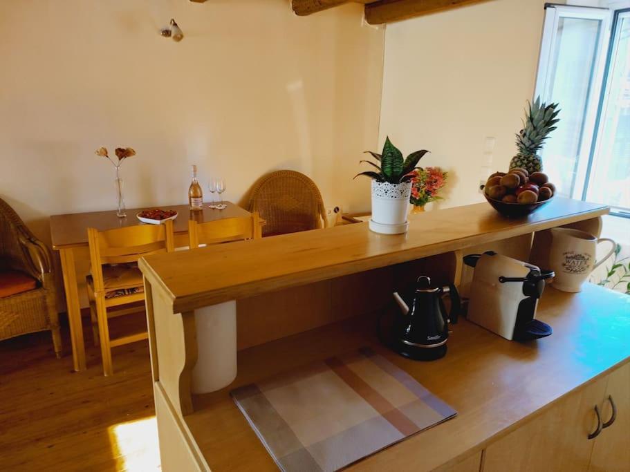 Mary'S Bright Apartment - Corfu Old Town Екстер'єр фото